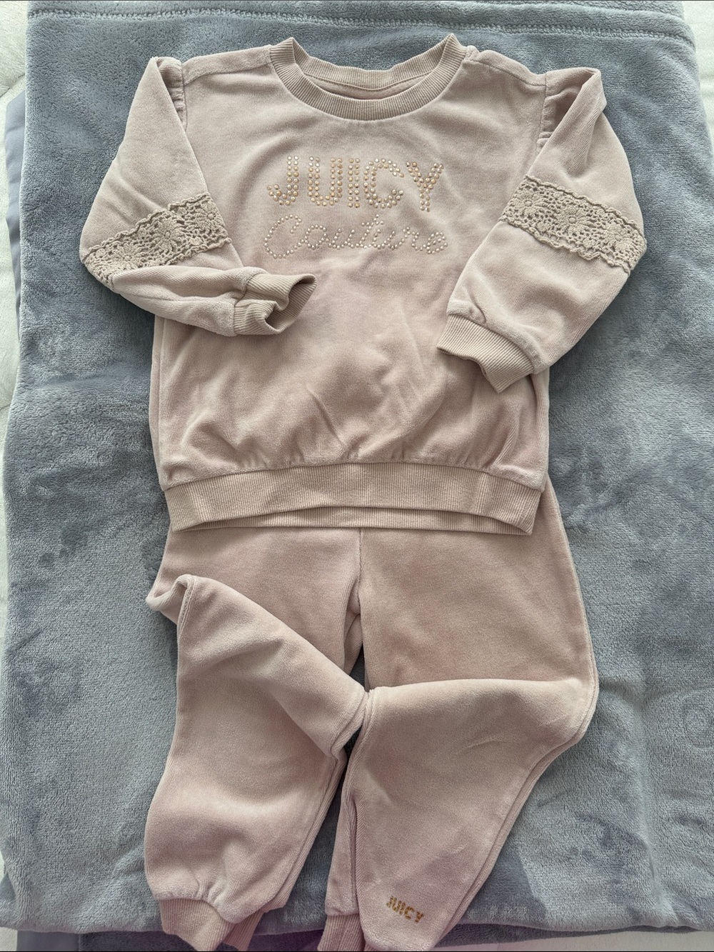 Juicy Couture Dusty Pink Velour Sweatpants & Top Set